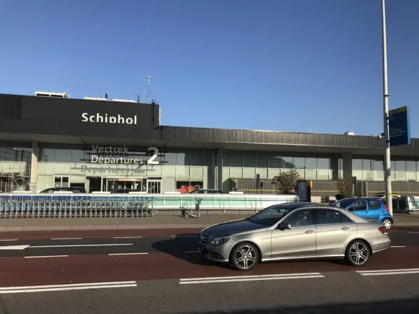 Taxi van Berkel-Enschot naar Schiphol